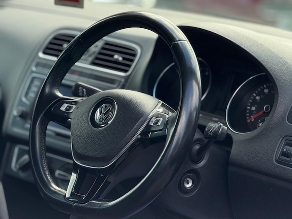 Used Volkswagen Polo 2016 for sale - 76261020: Photo 30