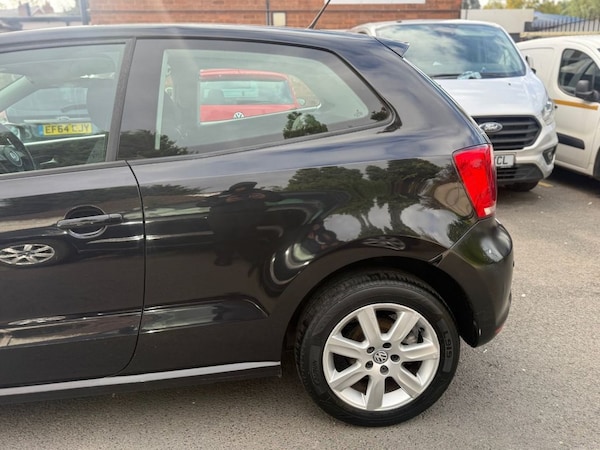 Used Volkswagen Polo 2010 for sale - 76256175: Photo 15