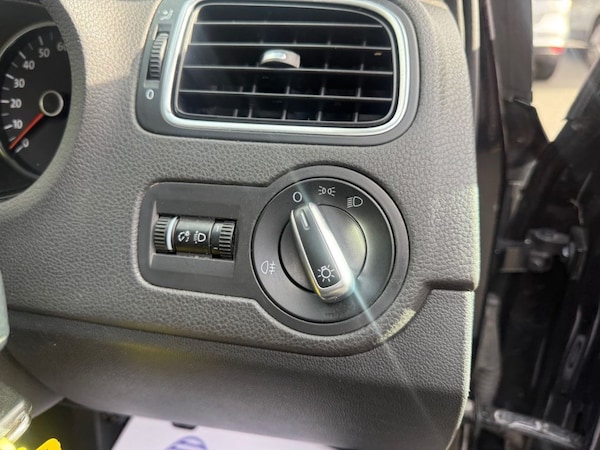 Used Volkswagen Polo 2010 for sale - 76256175: Photo 25