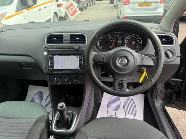 Used Volkswagen Polo 2010 for sale - 76256175: Photo 31