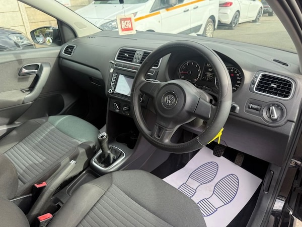 Used Volkswagen Polo 2010 for sale - 76256175: Photo 3