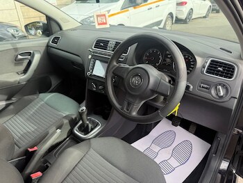 Used Volkswagen Polo 2010 for sale - 76256175: Photo 3