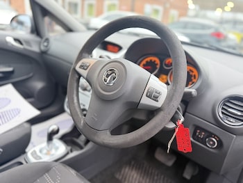 Used Vauxhall Corsa 2012 for sale - 77742426: Photo