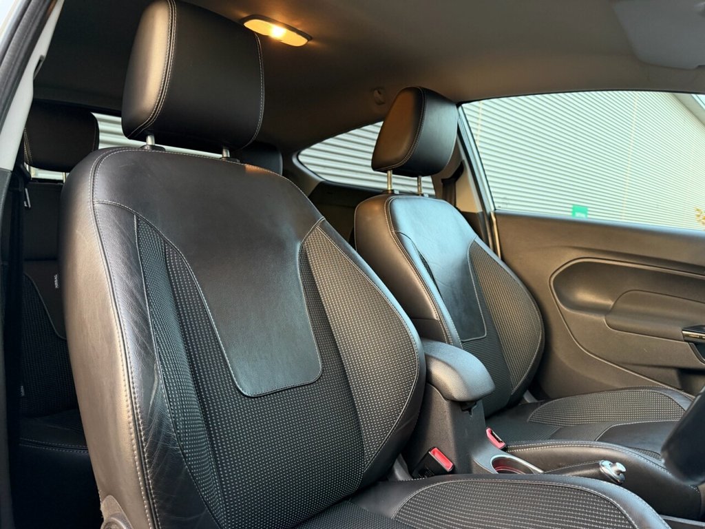 Used Ford Fiesta 2017 for sale - 76751288: Photo 40