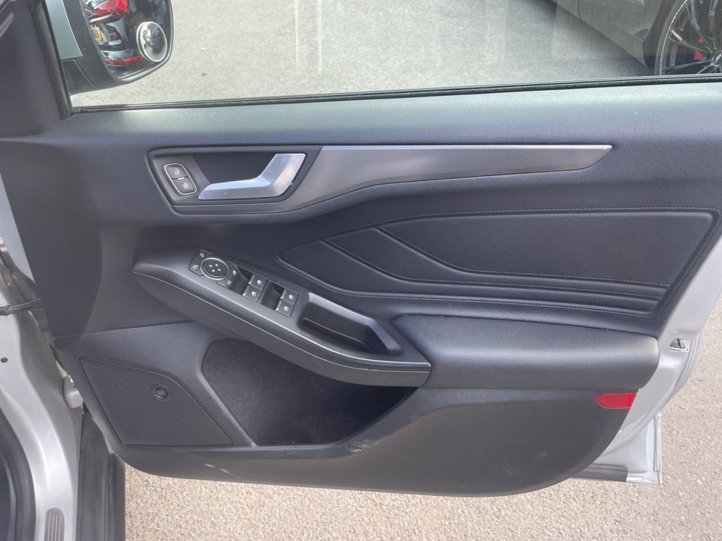 Used Ford Focus 2018 for sale - 76255912: Photo 16