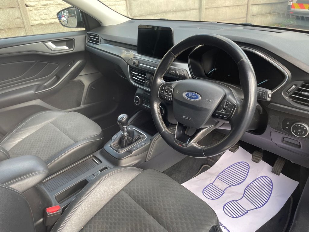 Used Ford Focus 2018 for sale - 76255912: Photo 3
