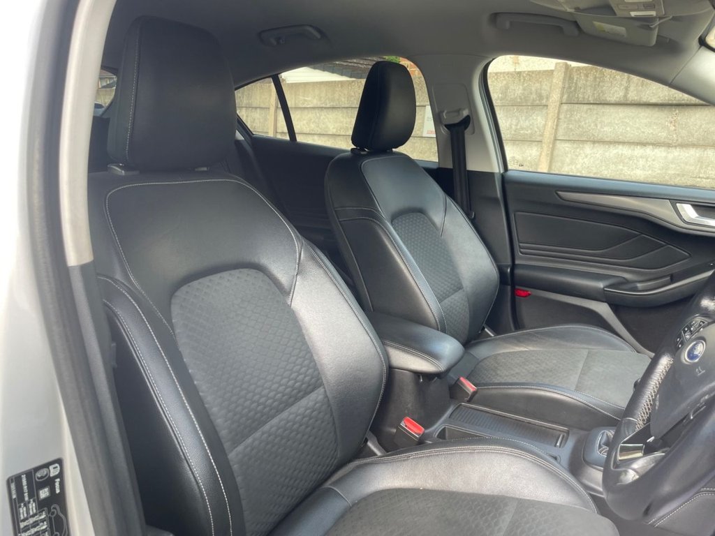 Used Ford Focus 2018 for sale - 76255912: Photo 34