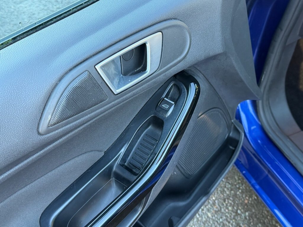 Used Ford Fiesta 2015 for sale - 76758643: Photo 38