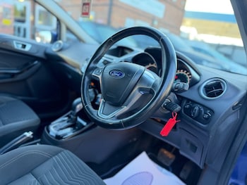 Used Ford Fiesta 2015 for sale - 76758643: Photo