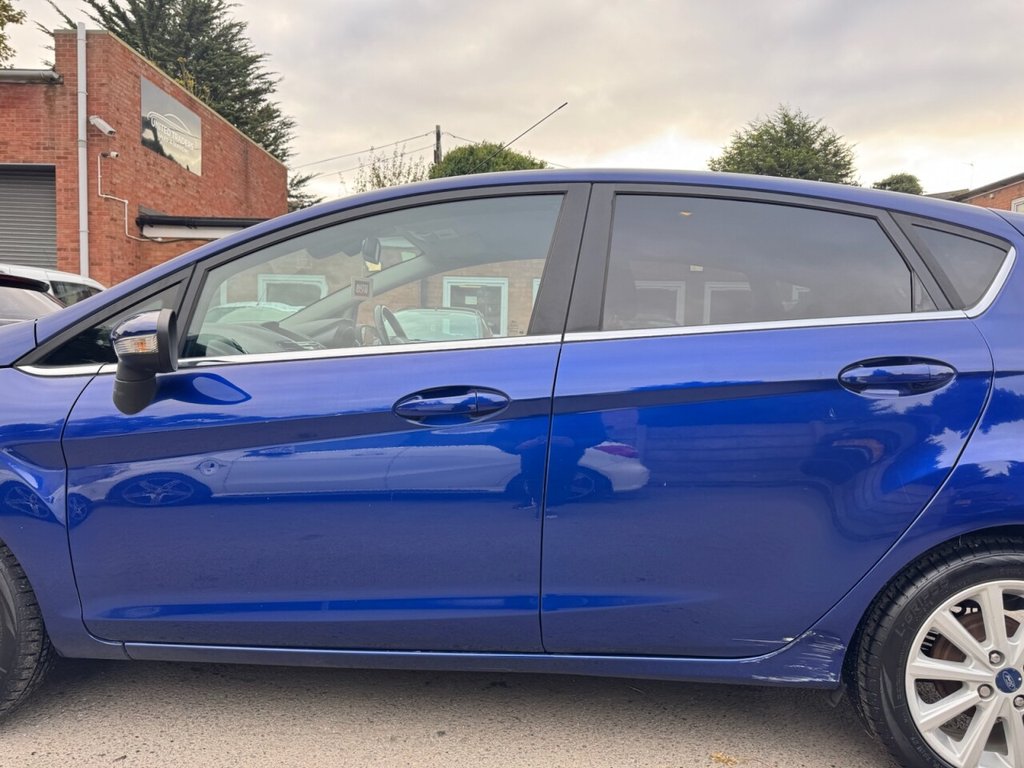Used Ford Fiesta 2015 for sale - 76345579: Photo 23