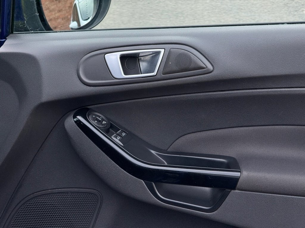Used Ford Fiesta 2015 for sale - 76345579: Photo 31