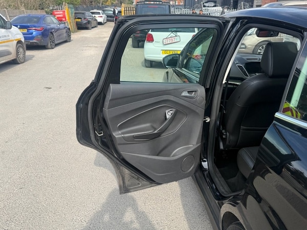 Used Ford C-Max 2015 for sale - 76256105: Photo 23