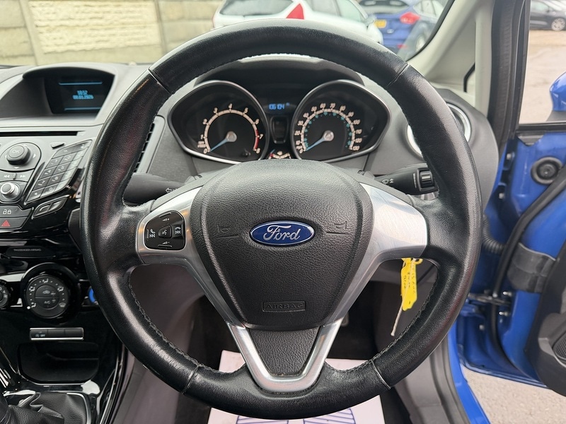 Used Ford Fiesta 2013 for sale - 77149286: Photo 2