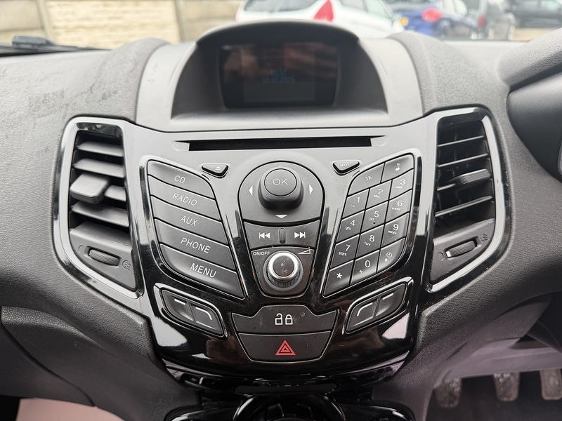 Used Ford Fiesta 2013 for sale - 77149286: Photo 21