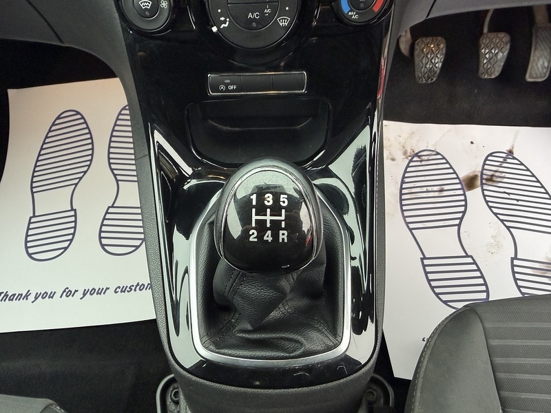 Used Ford Fiesta 2013 for sale - 77149286: Photo 24