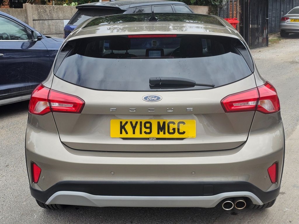 Used Ford Focus 2019 for sale - 76256046: Photo 10