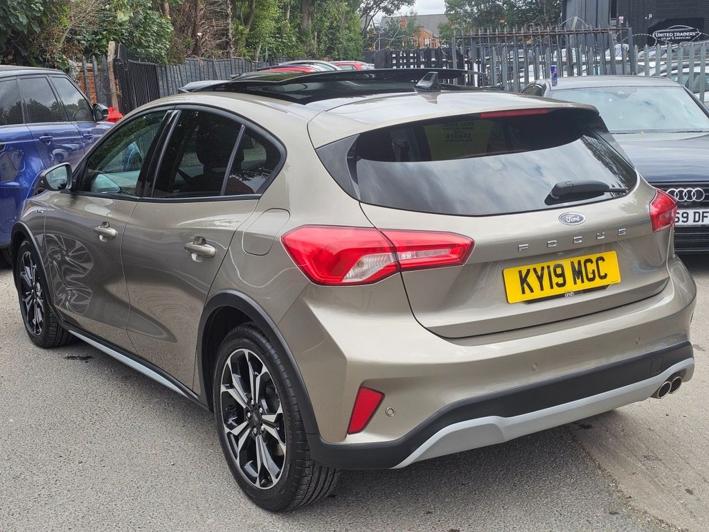 Used Ford Focus 2019 for sale - 76256046: Photo 14