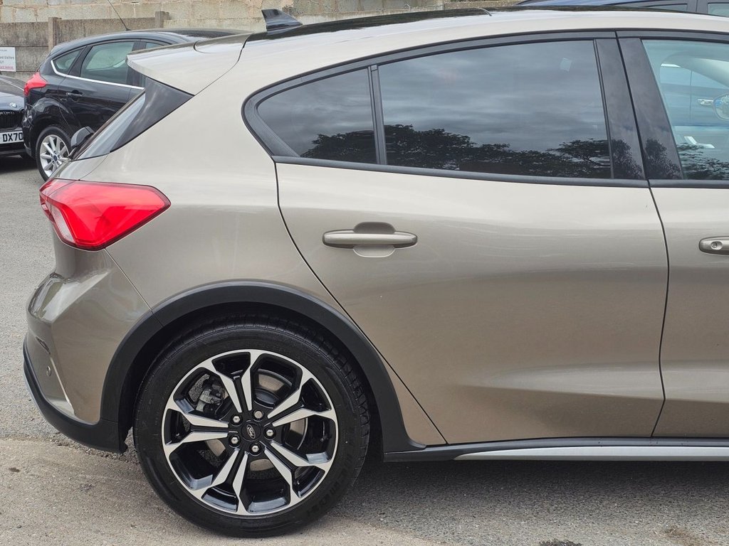 Used Ford Focus 2019 for sale - 76256046: Photo 7