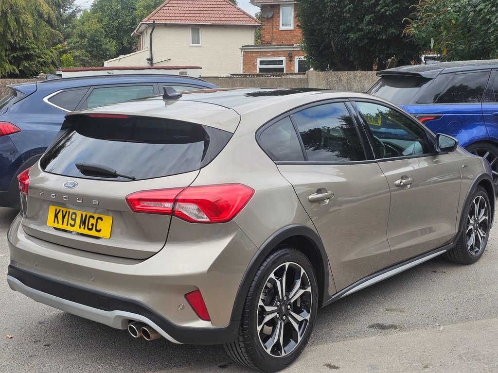 Used Ford Focus 2019 for sale - 76256046: Photo 9