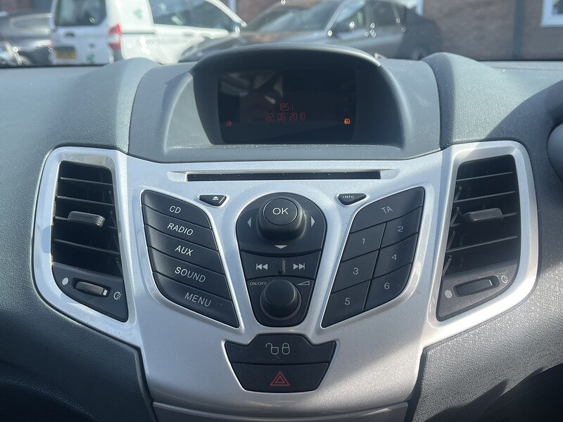 Used Ford Fiesta 2009 for sale - 77716162: Photo 28