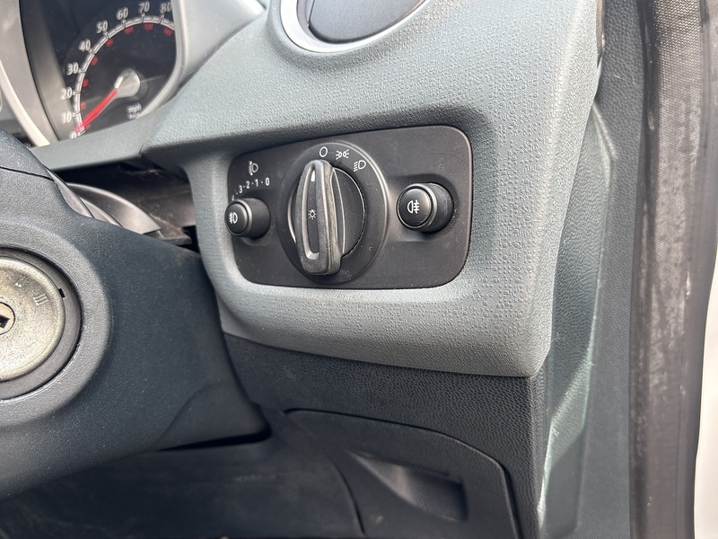 Used Ford Fiesta 2011 for sale - 77651127: Photo 25