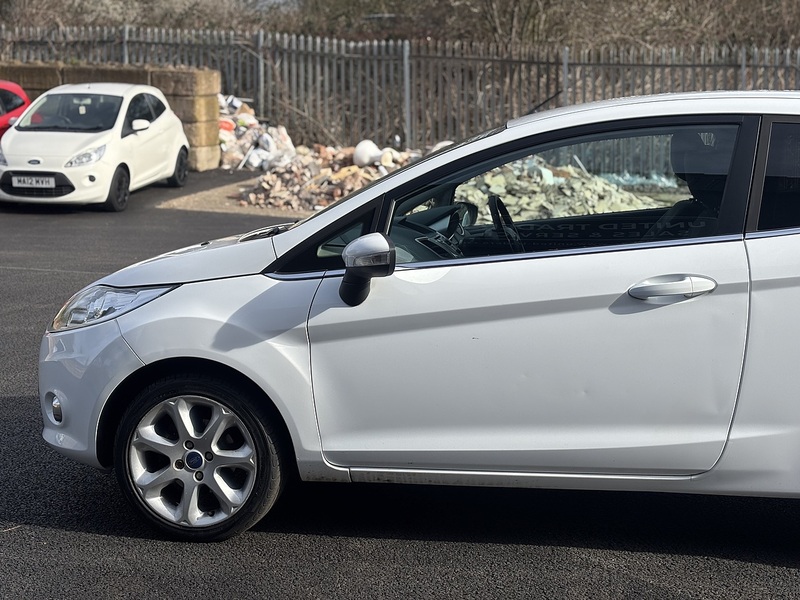 Used Ford Fiesta 2011 for sale - 77651127: Photo 8