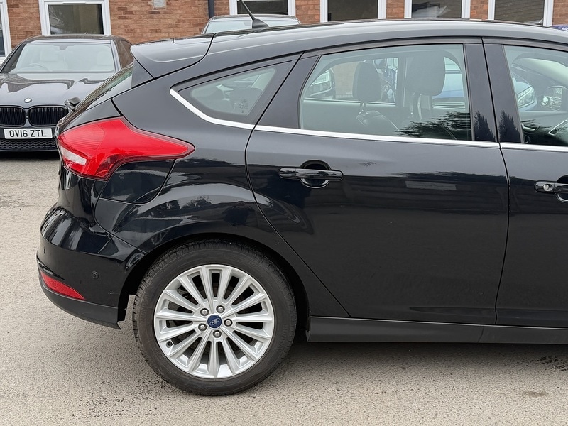 Used Ford Focus 2017 for sale - 77803223: Photo 15