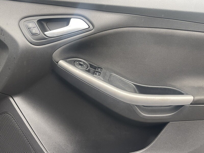 Used Ford Focus 2016 for sale - 77528006: Photo 28