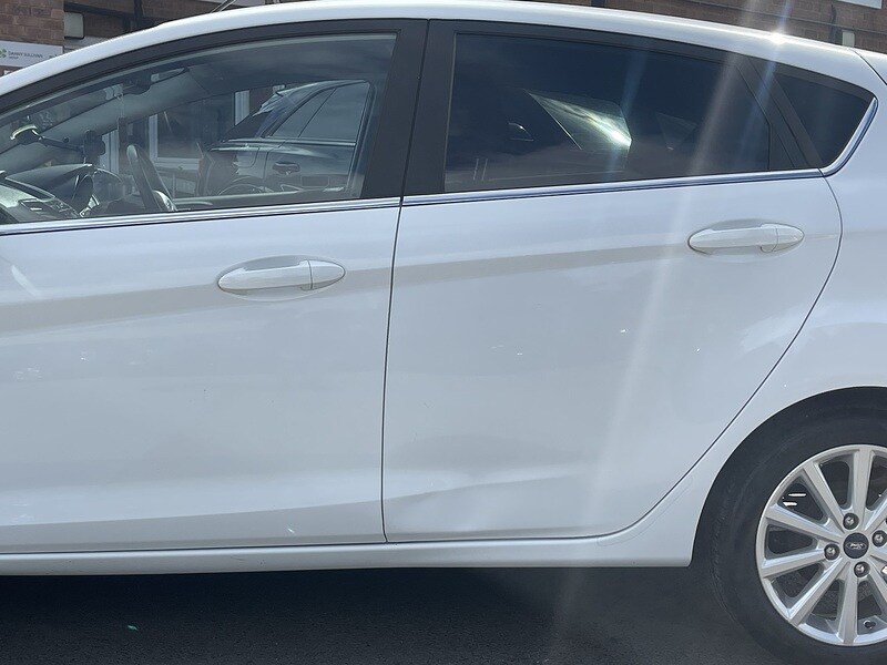 Used Ford Fiesta 2016 for sale - 78207354: Photo 23