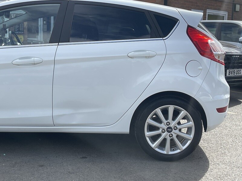 Used Ford Fiesta 2016 for sale - 78207354: Photo 24