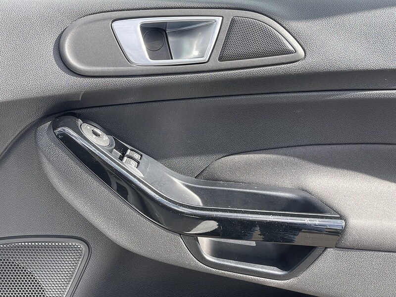 Used Ford Fiesta 2016 for sale - 78207354: Photo 28