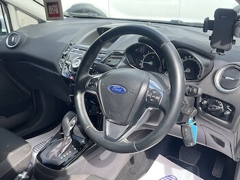 Used Ford Fiesta 2016 for sale - 78207354: Photo