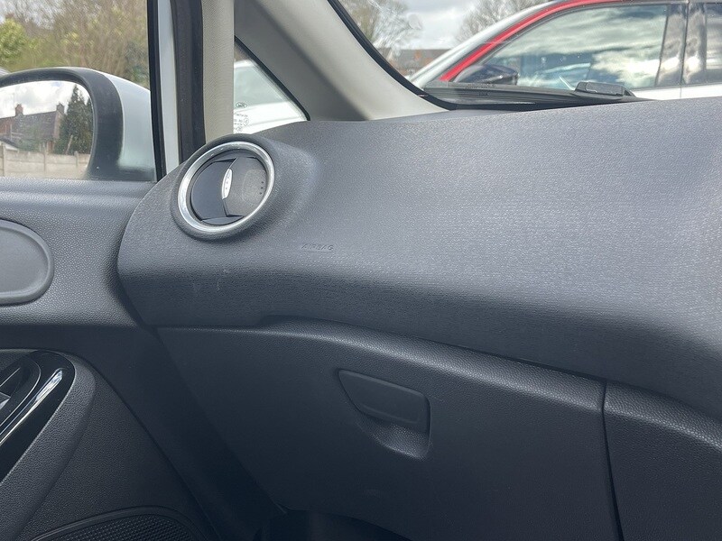 Used Ford Fiesta 2016 for sale - 78207354: Photo 40