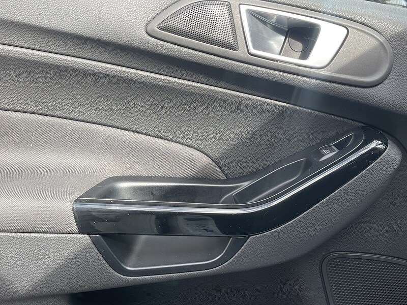 Used Ford Fiesta 2016 for sale - 78207354: Photo 46