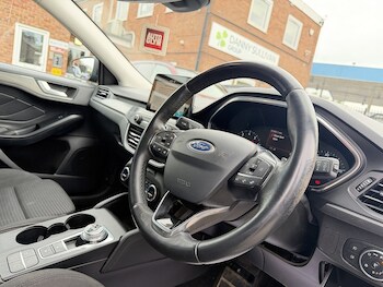 Used Ford Focus 2019 for sale - 78207358: Photo