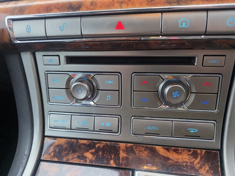 Used Jaguar XF 2009 for sale - 77485574: Photo 41