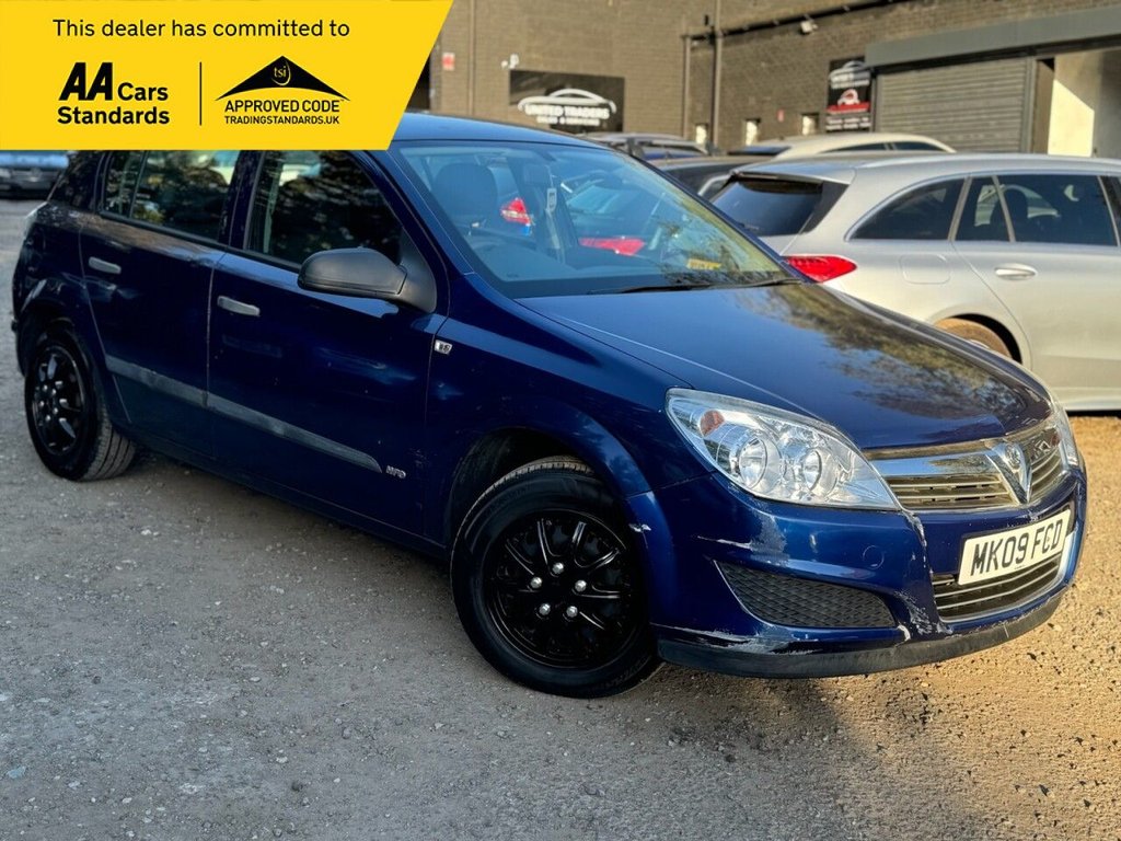 Used Vauxhall Astra 2009 for sale - 76256082: Photo 1