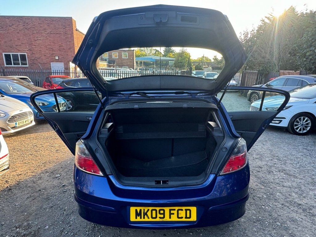 Used Vauxhall Astra 2009 for sale - 76256082: Photo 18