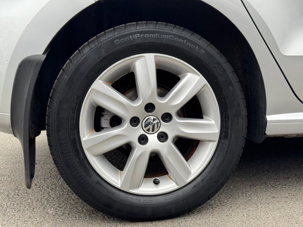 Used Volkswagen Polo 2010 for sale - 76256770: Photo 32