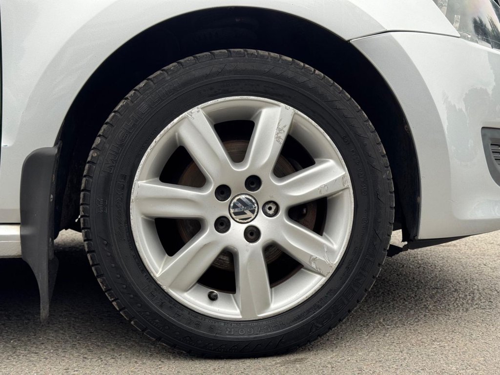 Used Volkswagen Polo 2010 for sale - 76256770: Photo 40
