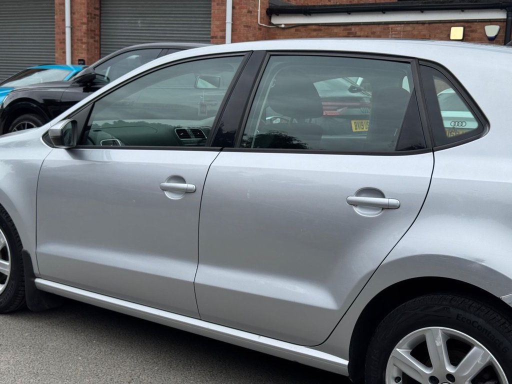 Used Volkswagen Polo 2010 for sale - 76256770: Photo 42