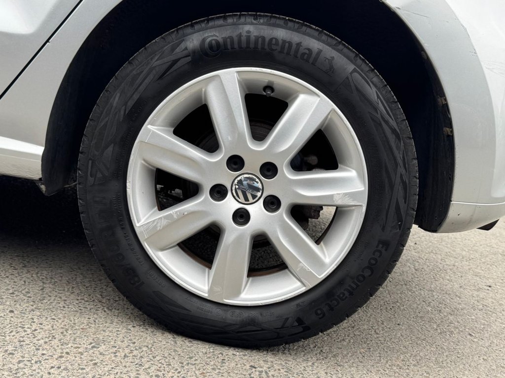 Used Volkswagen Polo 2010 for sale - 76256770: Photo 9