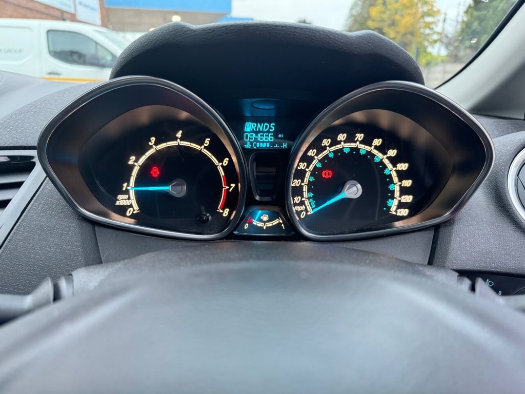 Used Ford Fiesta 2014 for sale - 76297145: Photo 28