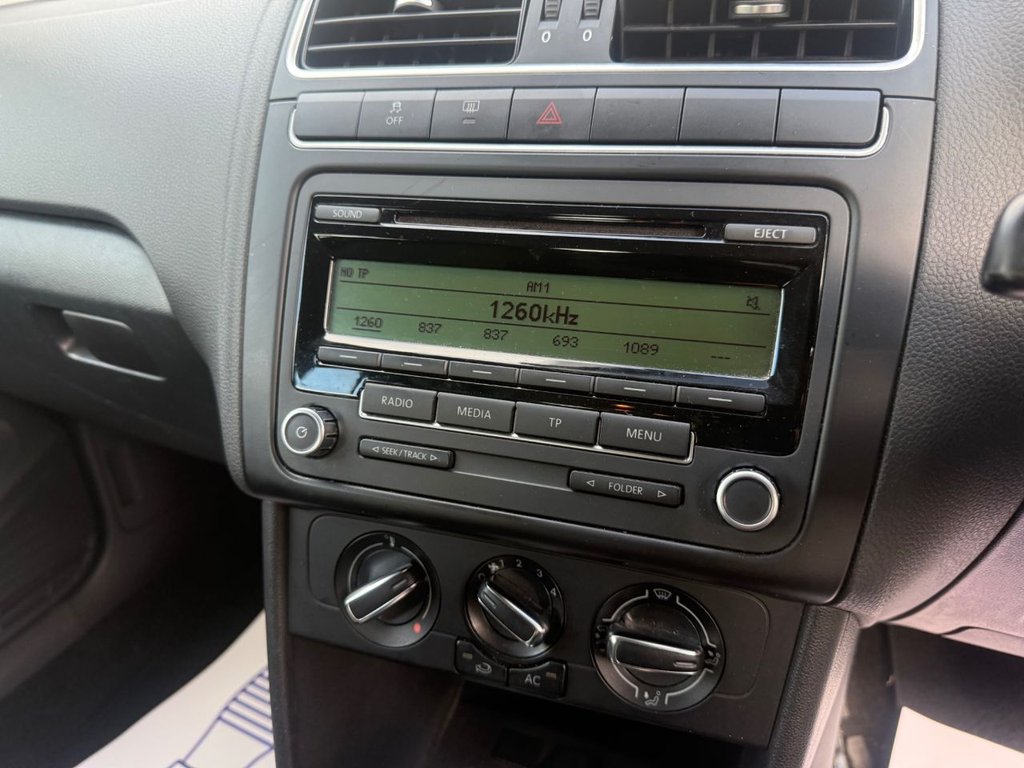 Used Volkswagen Polo 2011 for sale - 76367953: Photo 27