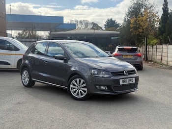 Used Volkswagen Polo 2011 for sale - 76367953: Photo