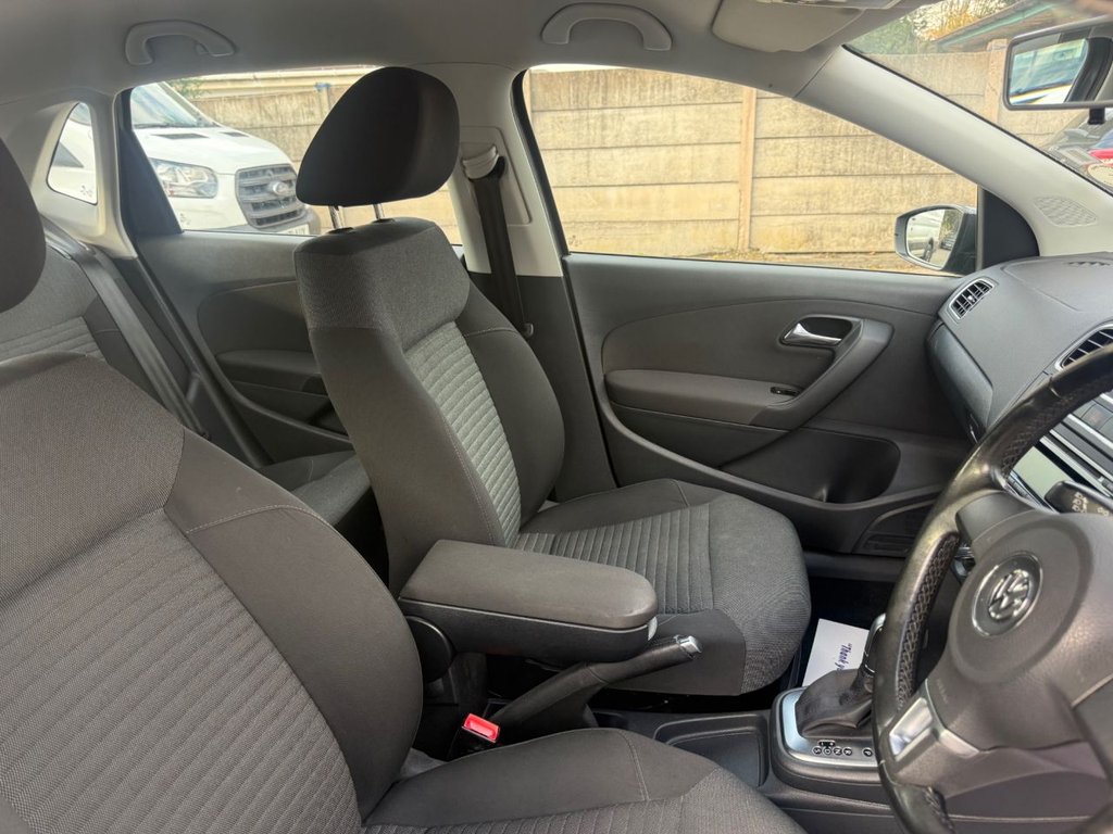 Used Volkswagen Polo 2011 for sale - 76367953: Photo 30