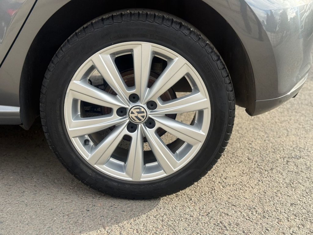 Used Volkswagen Polo 2011 for sale - 76367953: Photo 32