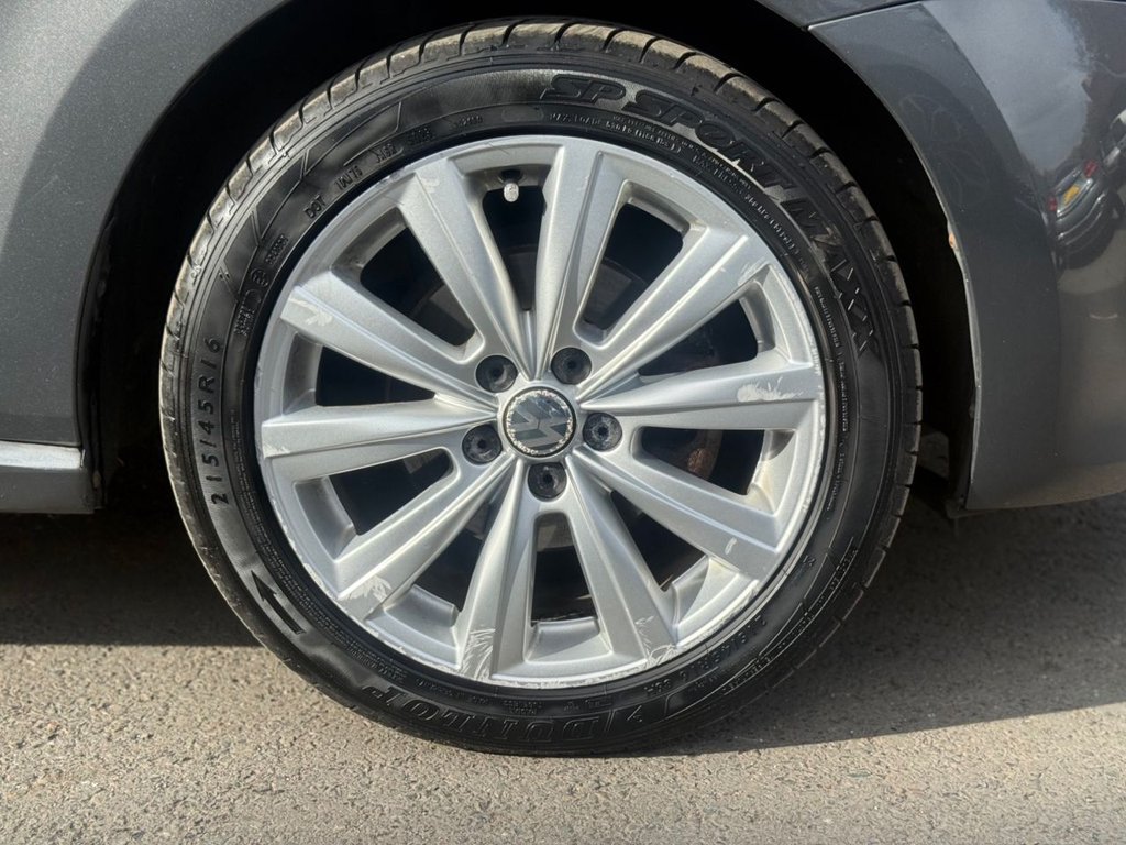 Used Volkswagen Polo 2011 for sale - 76367953: Photo 34