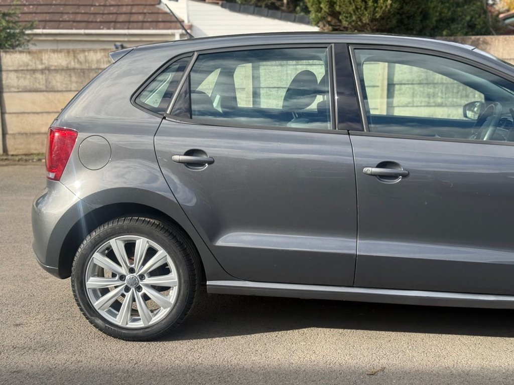 Used Volkswagen Polo 2011 for sale - 76367953: Photo 7