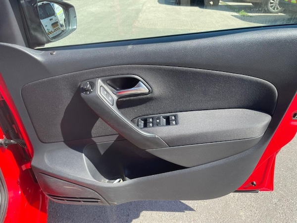 Used Volkswagen Polo 2013 for sale - 76260999: Photo 16